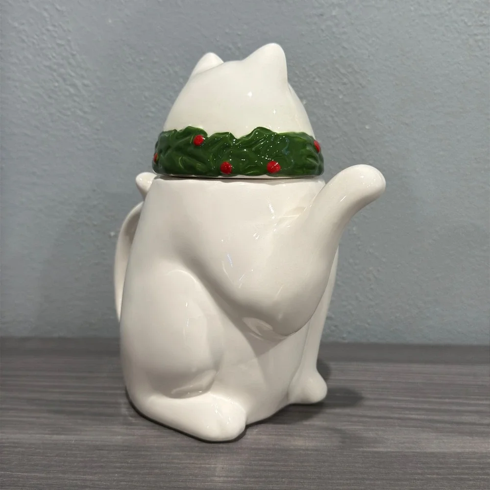Vintage Cat Teapot Japan Ceramic White Holly Christmas w/ Box AMC T-7428 8 Inch